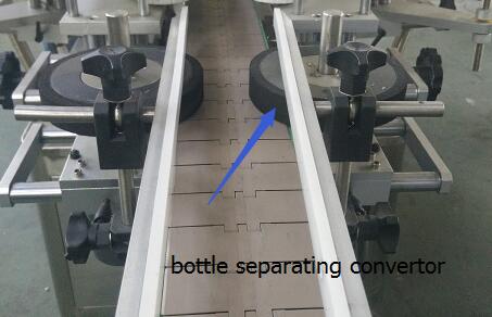 பொருள் கண்டறிதல் மேஜிக் கண் தானியங்கி இரட்டை பக்க ஸ்டிக்கர் லேபிளிங் இயந்திரம் டர்ன்டபிள் மூலம்