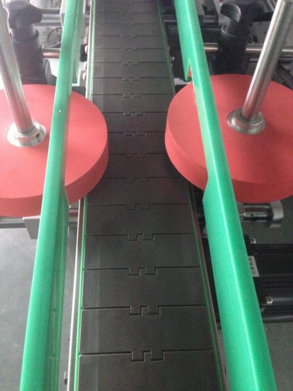 சுற்று / சதுரம் / சுபுலிஃபார்ம் பாட்டில் தானியங்கி லேபிள் விண்ணப்பதாரர்