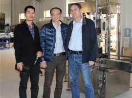 வாடிக்கையாளர்கள்