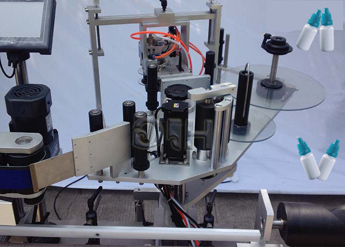 சீனா டாப் / பாட்டம் சைட்ஸ் செங்குத்து ஸ்டிக்கர் சுற்று பாட்டில் லேபிளிங் இயந்திரம் தானியங்கி சப்ளையருடன்