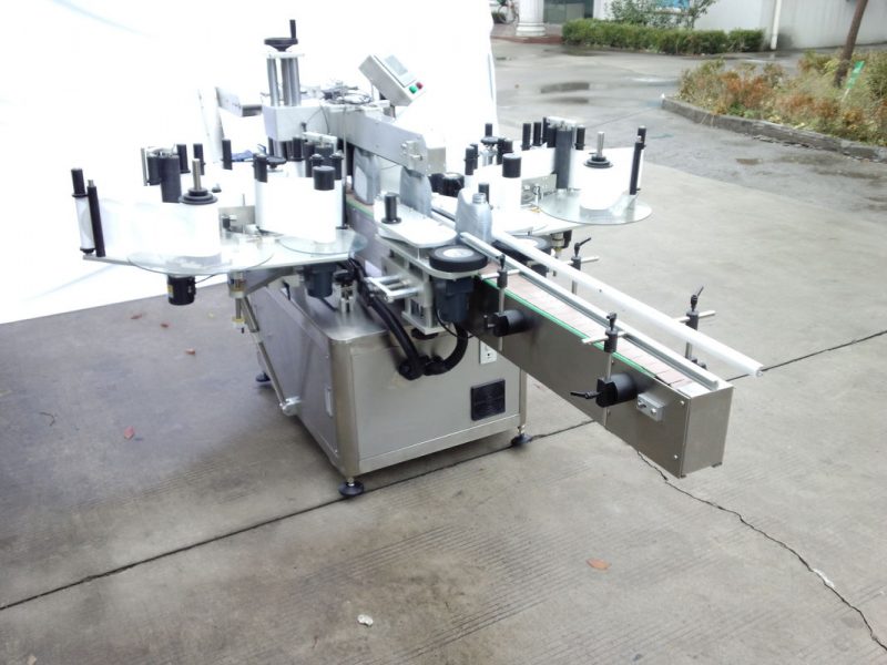 சீனா ஓவல் பைகள் மற்றும் பாட்டில்கள் லேபிள் ஸ்டிக்கர் விண்ணப்பதாரர், நீண்ட கன்வேயர் சப்ளையருடன் சுய பிசின் லேபிள் அச்சிடும் இயந்திரம்